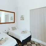 Luminoso Con Terrazze - White Palace *