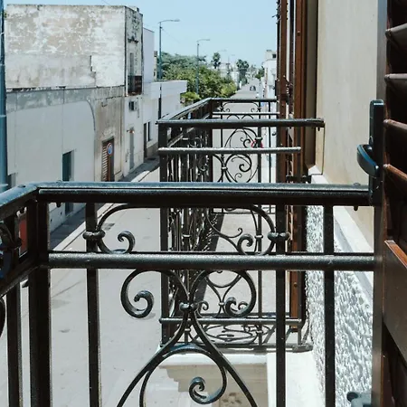White Palace Dimora Con Terrazze