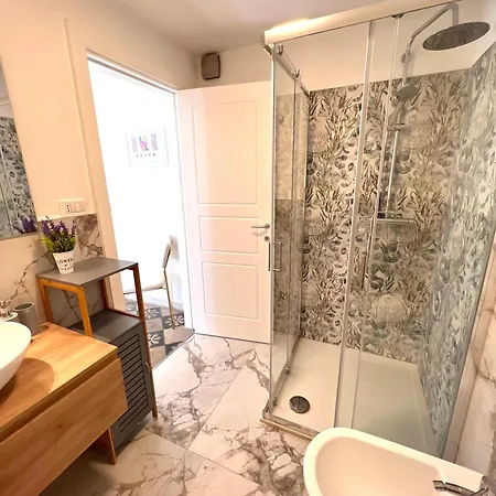 White Palace Dimora Con Terrazze *