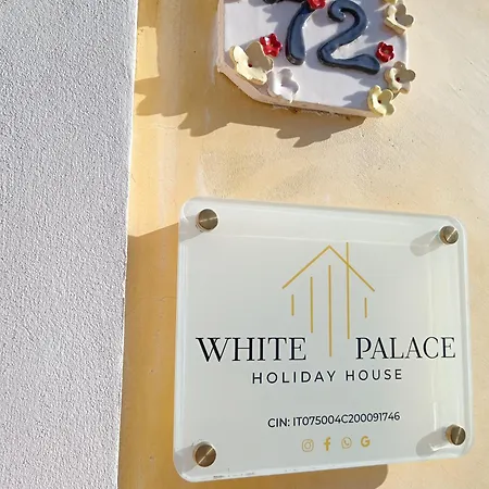 White Palace Dimora Con Terrazze Apartmán Alliste