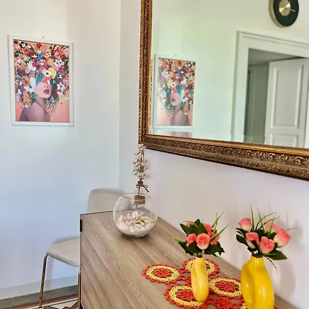 White Palace Dimora Con Terrazze Apartment *