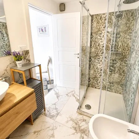White Palace Dimora Con Terrazze Apartmán *