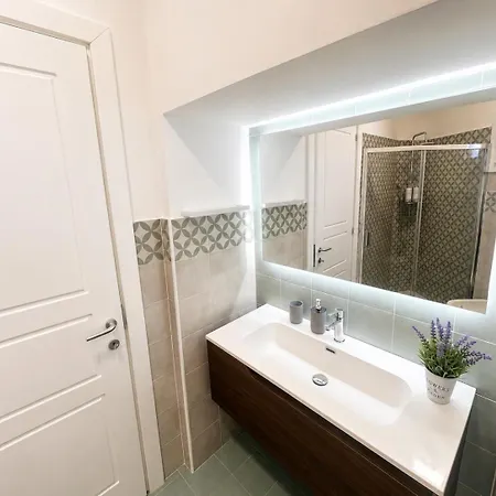 White Palace Dimora Con Terrazze Apartmán *