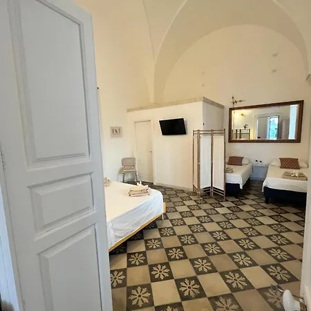 White Palace Dimora Con Terrazze Alliste