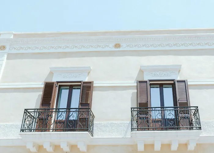 Luminoso Con Terrazze - White Palace Apartment *